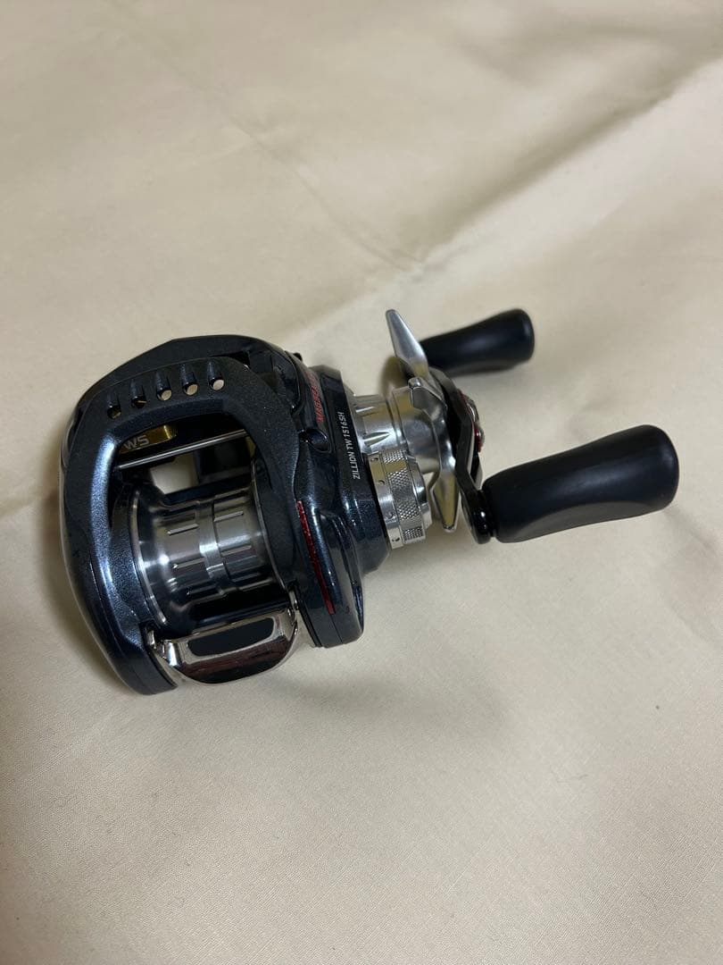 DAIWA ZILLION TW 1516SH ベイトリール