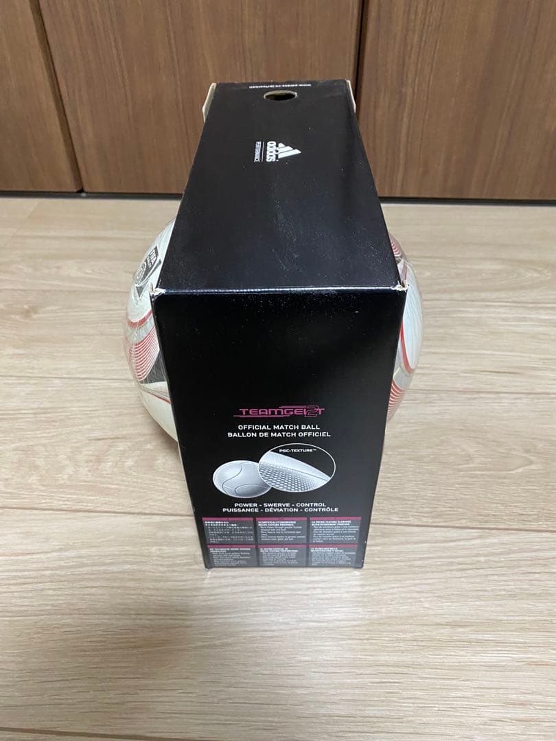 チームガイストii　adidas サッカーボール サイズ5