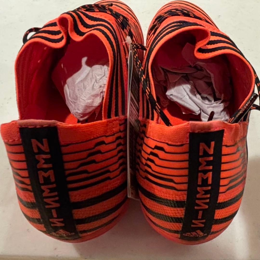 【新品未使用】adidas NEMEZIZ サッカースパイク25.5cm