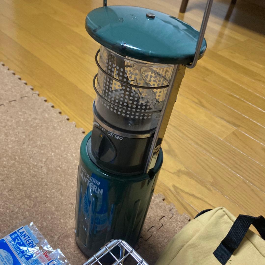 ソロキャン小物スノーピークガスコンロ 焚き火台岩谷ガスランタンセットその他諸々