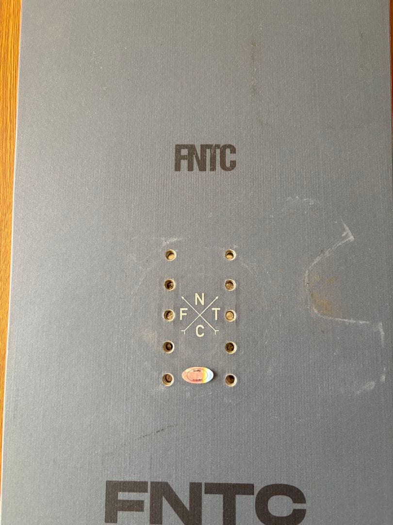 FNTC TNT R 153 限定色
