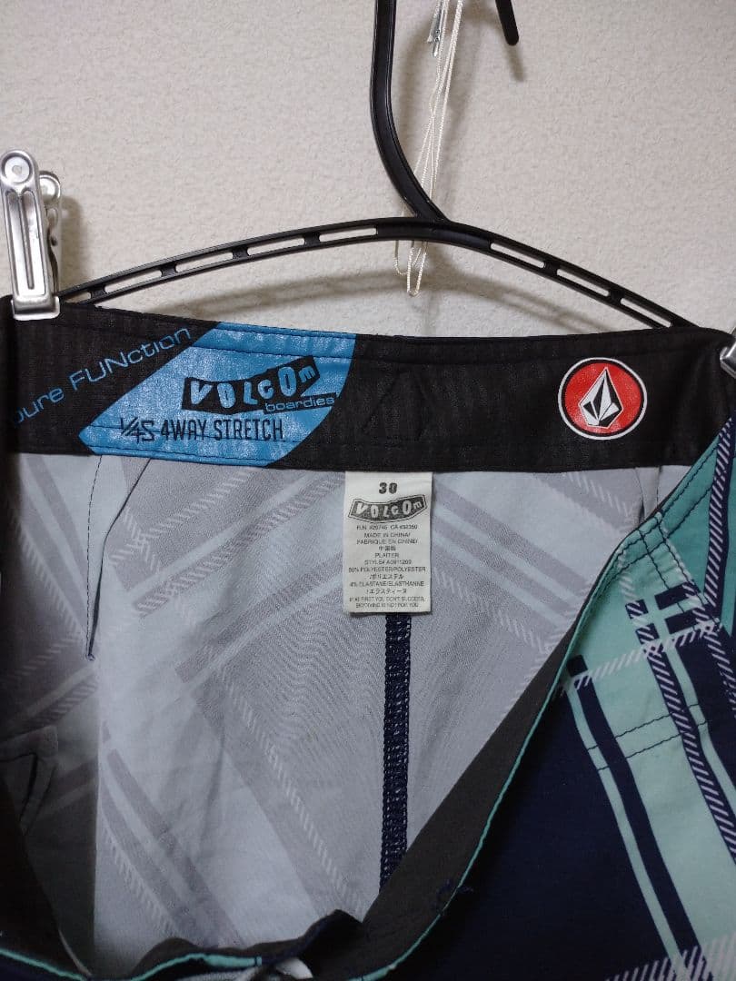 値下げ ☆ VOLCOM 水着 サーフパンツ 30