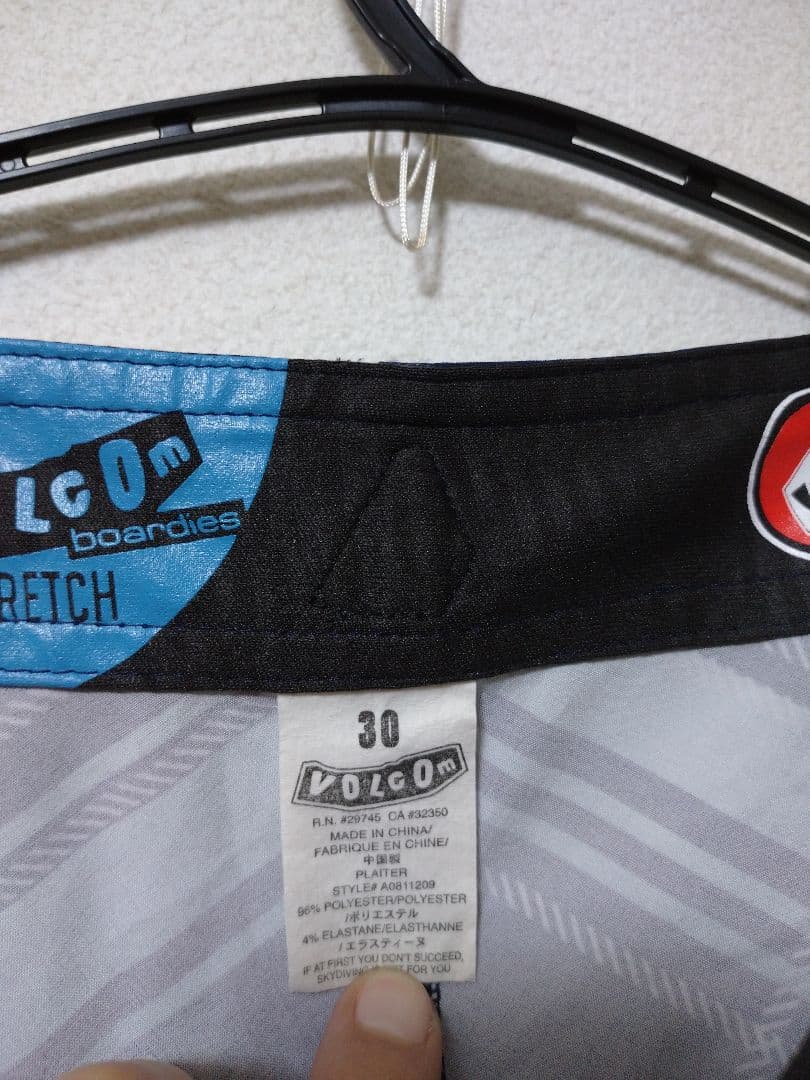 値下げ ☆ VOLCOM 水着 サーフパンツ 30