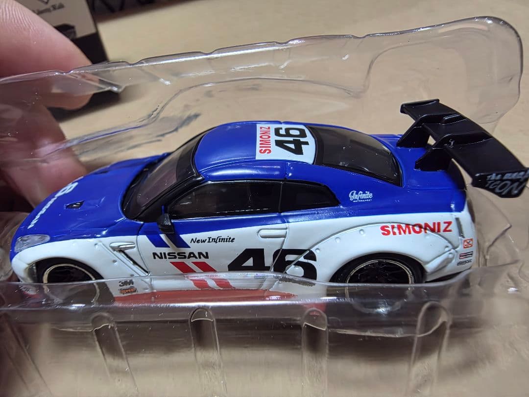 MINI GT LB★WORKS Nissan GT-R #132