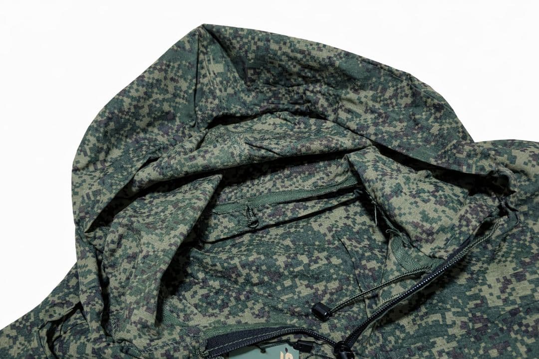 【新品】ロシア軍　デジタルフローラ　パルチザンスーツ 上下セット　M〜Lサイズ