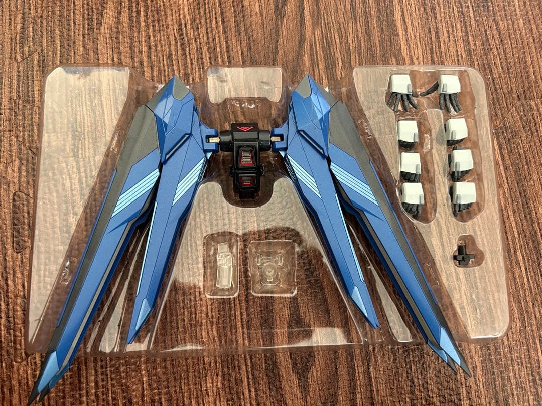L BUILD フリーダムガンダム　メタルビルド