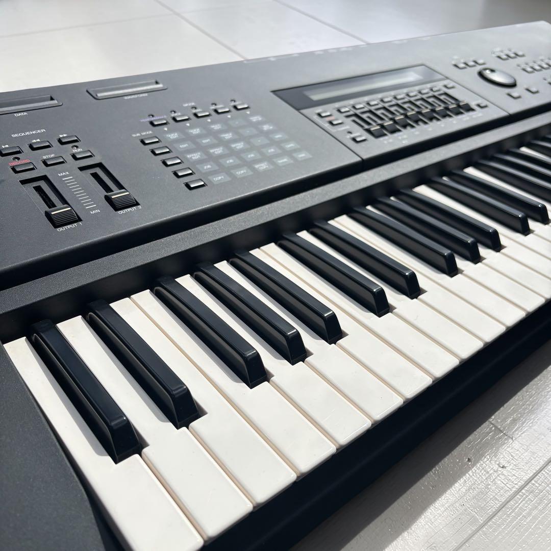【名機】YAMAHA SY85 シンセサイザー 動作確認済 FD付 61鍵 美品