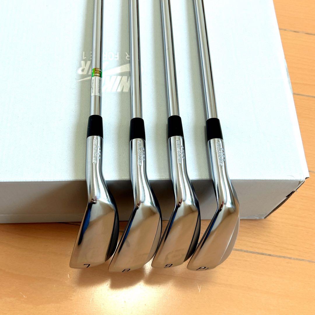 ブリヂストンゴルフ　アイアン4本セット　JGR HYBRID FORGED