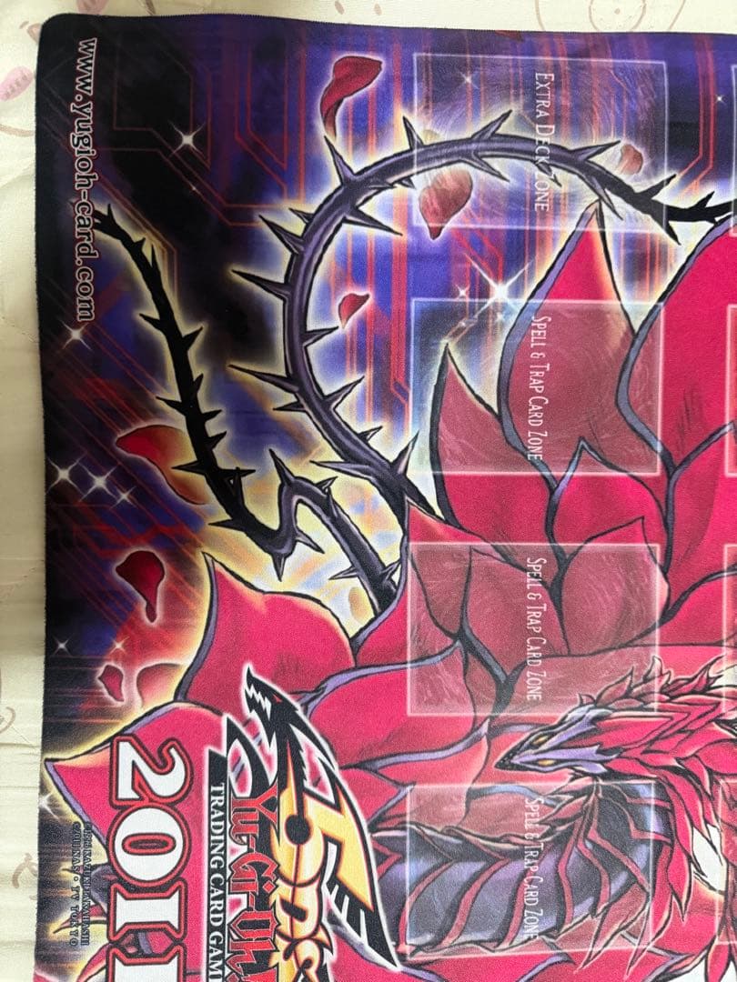 遊戯王　ブラックローズドラゴン　プレイマット