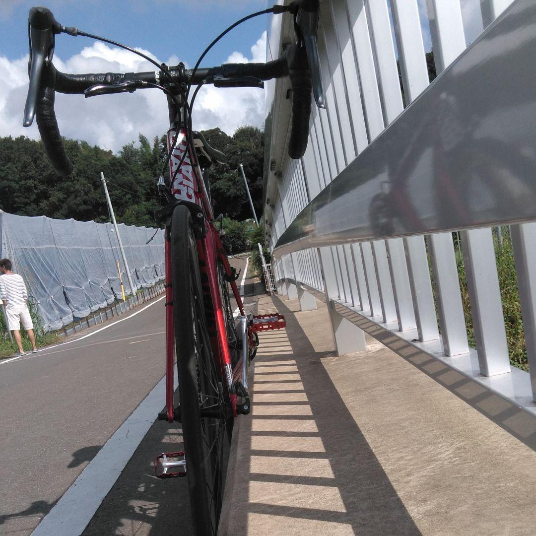 ロードバイク　GIANT　DEFY 4
