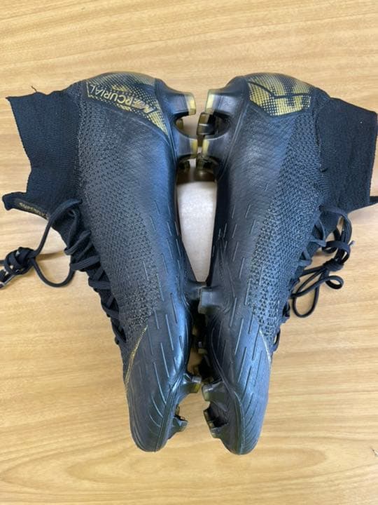 ナイキ　サッカースパイク二足売り