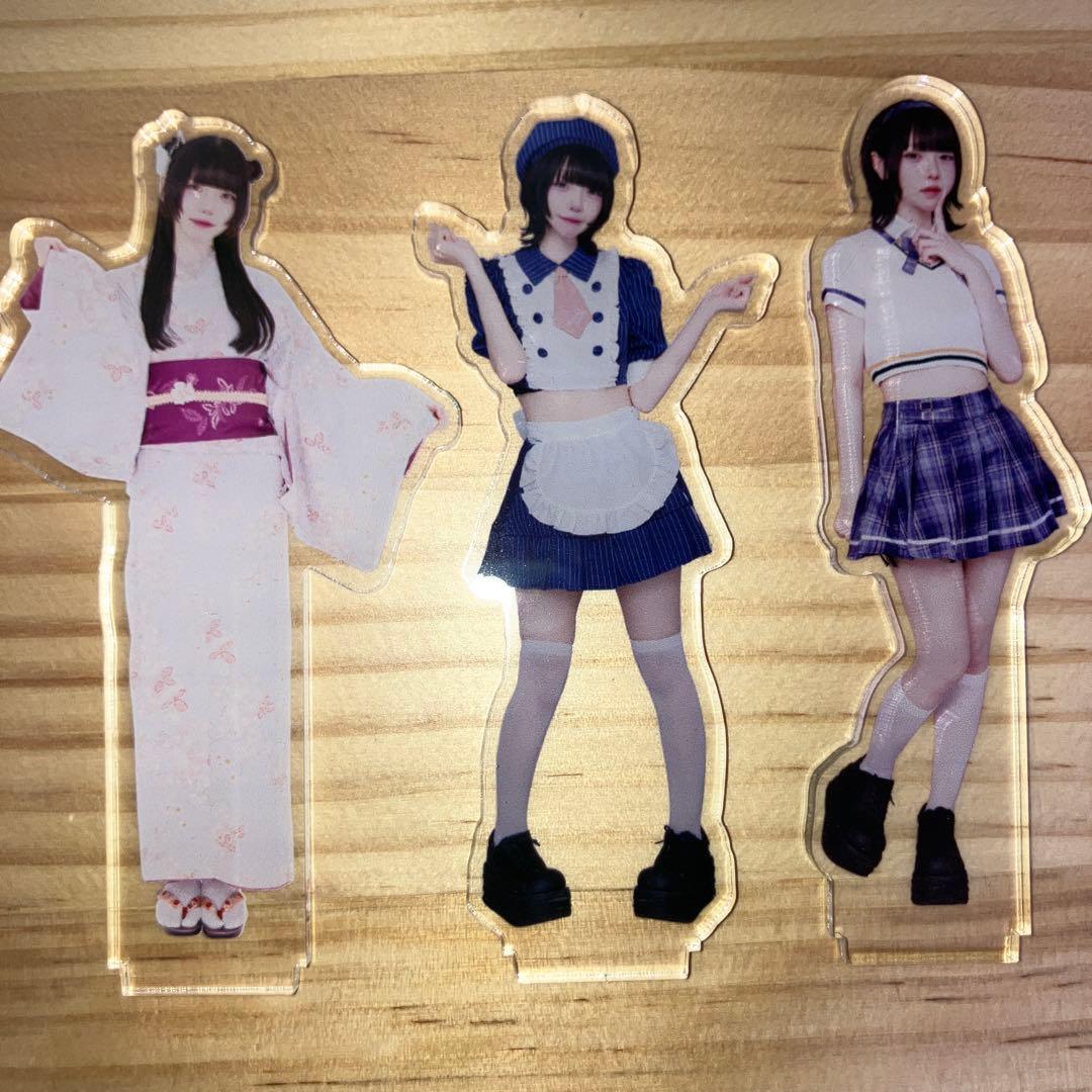 アクリルスタンド