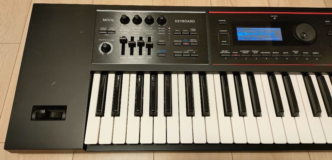 鍵盤楽器 Roland JUNO-DS61synthesizer