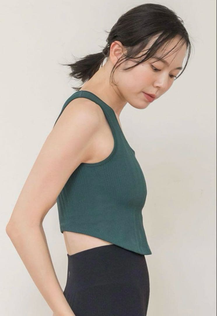 sukala スカーラ ウエーブリブアクティブタンクトップ ブラトップ