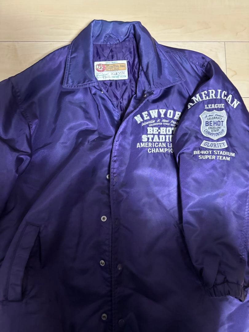 80s 90s ヴィンテージ　ニューヨーク ビーホットスタジアム　古着　ジャンパ