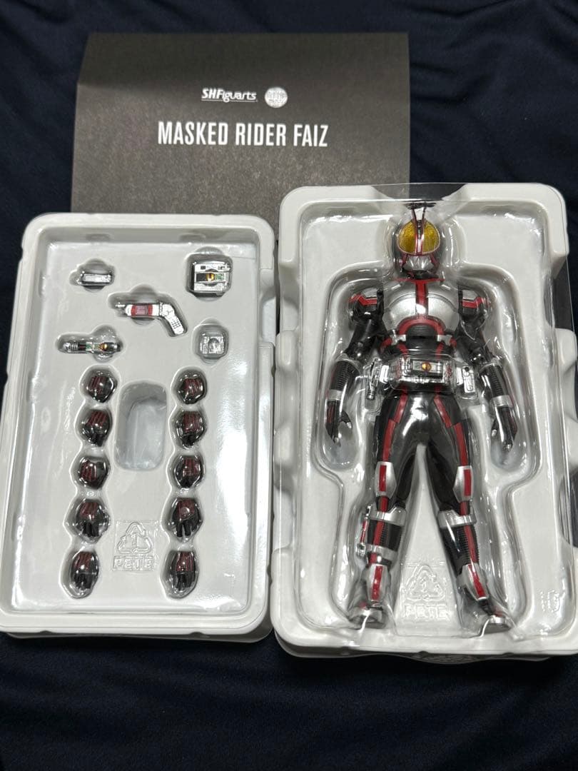 美品　S.H.Figuarts 真骨彫製法　仮面ライダーファイズ