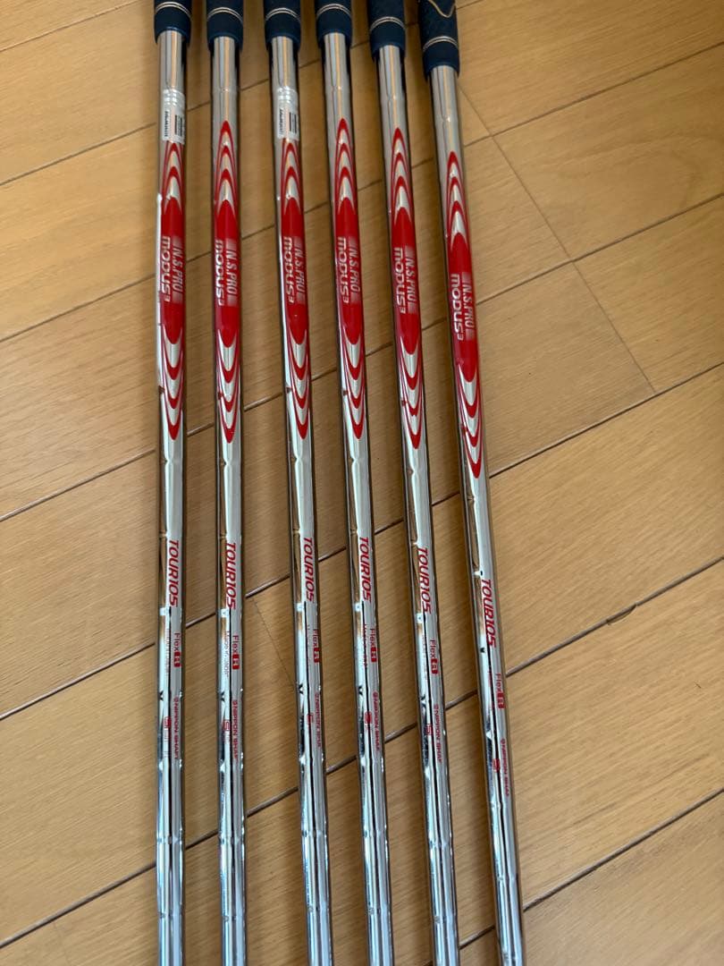 美品　ONOFF　オノフ　2024 KURO アイアン P〜5　6本セット