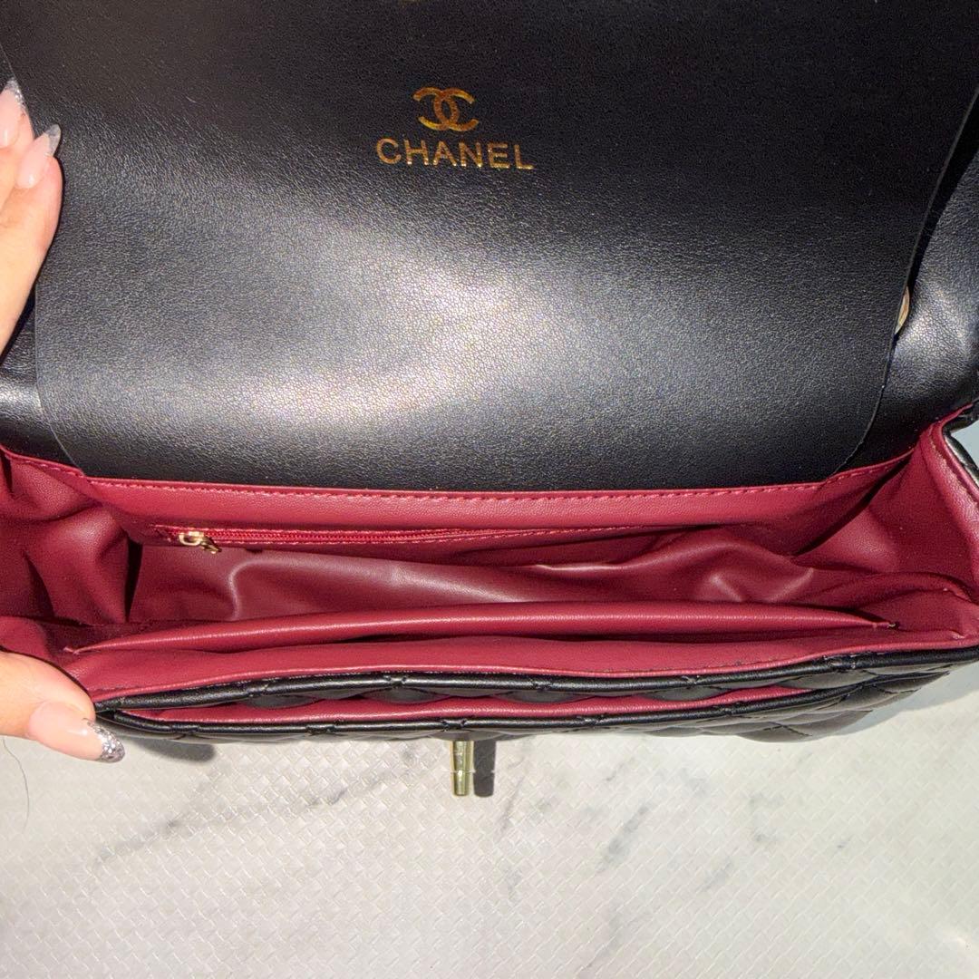早い物勝ち！美品♡ノベルティーCHANEL ブラック ショルダーバッグ