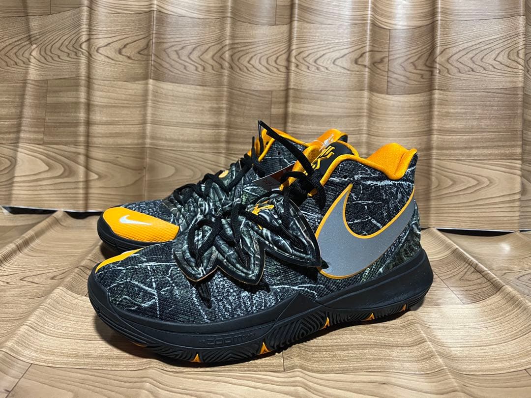 シューズ(男性用) nike kyrie 5