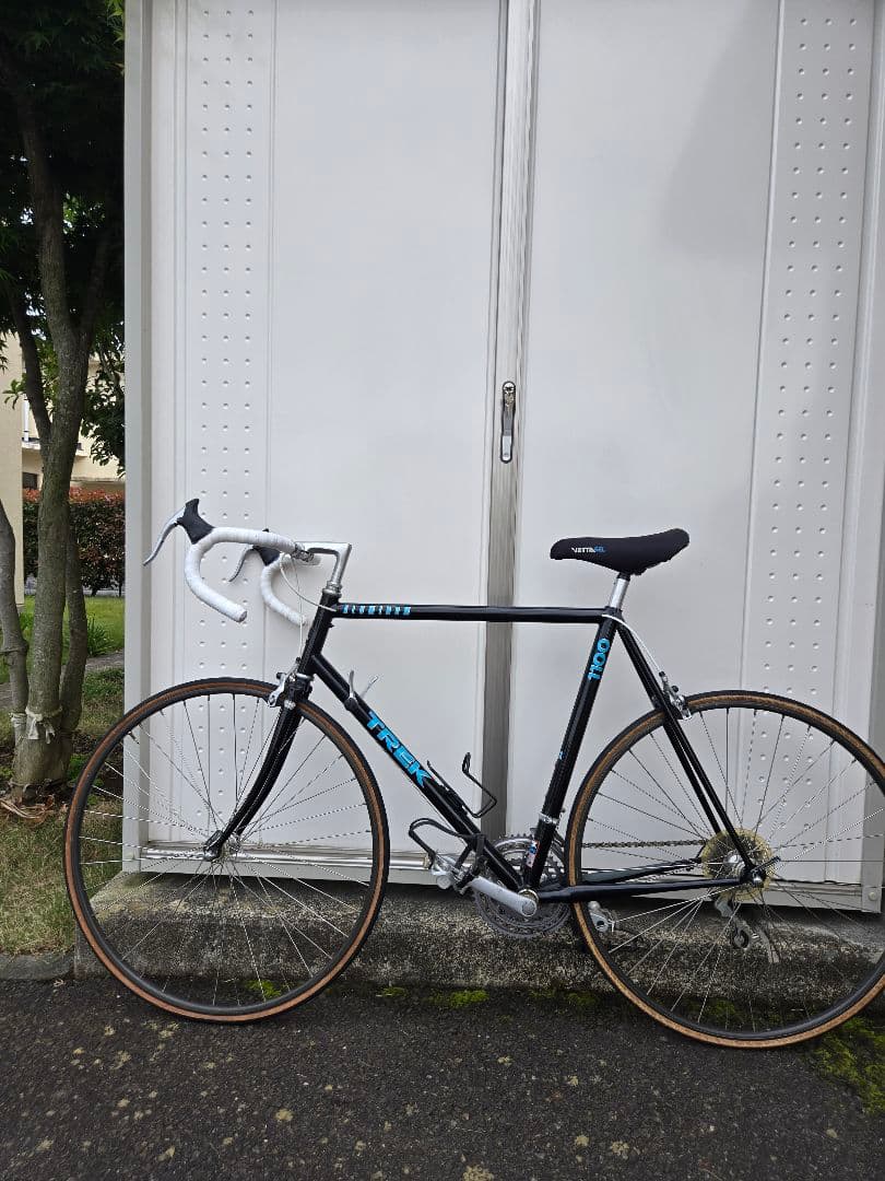 高性能TREK 1100 ロードバイク
