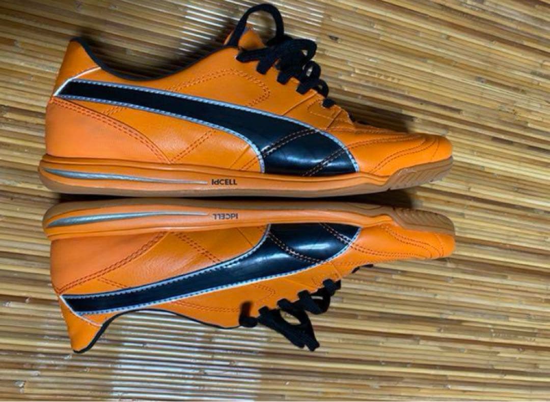 パラメヒコ プーマ フットサルシューズ