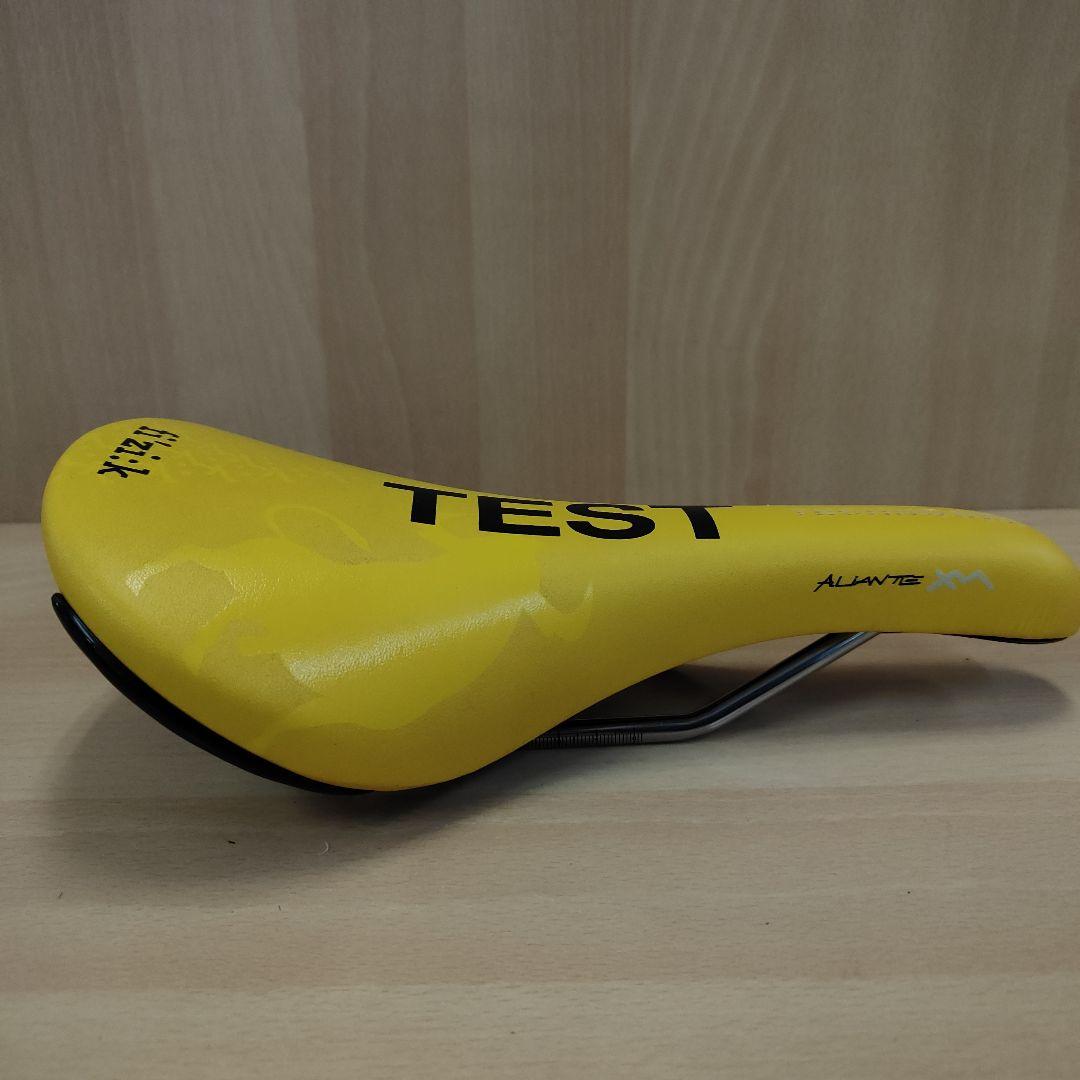 【非売品】フィジーク サドル アリアンテ XM FIZIK【希少】