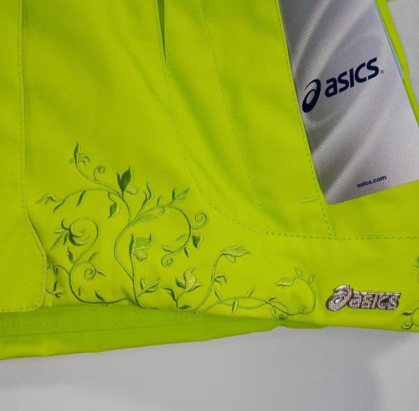 asics レディース スキーウェア ジャケット アシックス 新品タグ付 未使用