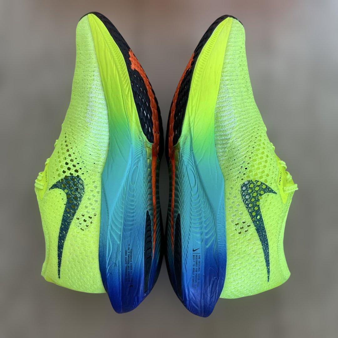 ヴェイパーフライZoomX Vaporfly NEXT% 3 24.5cm