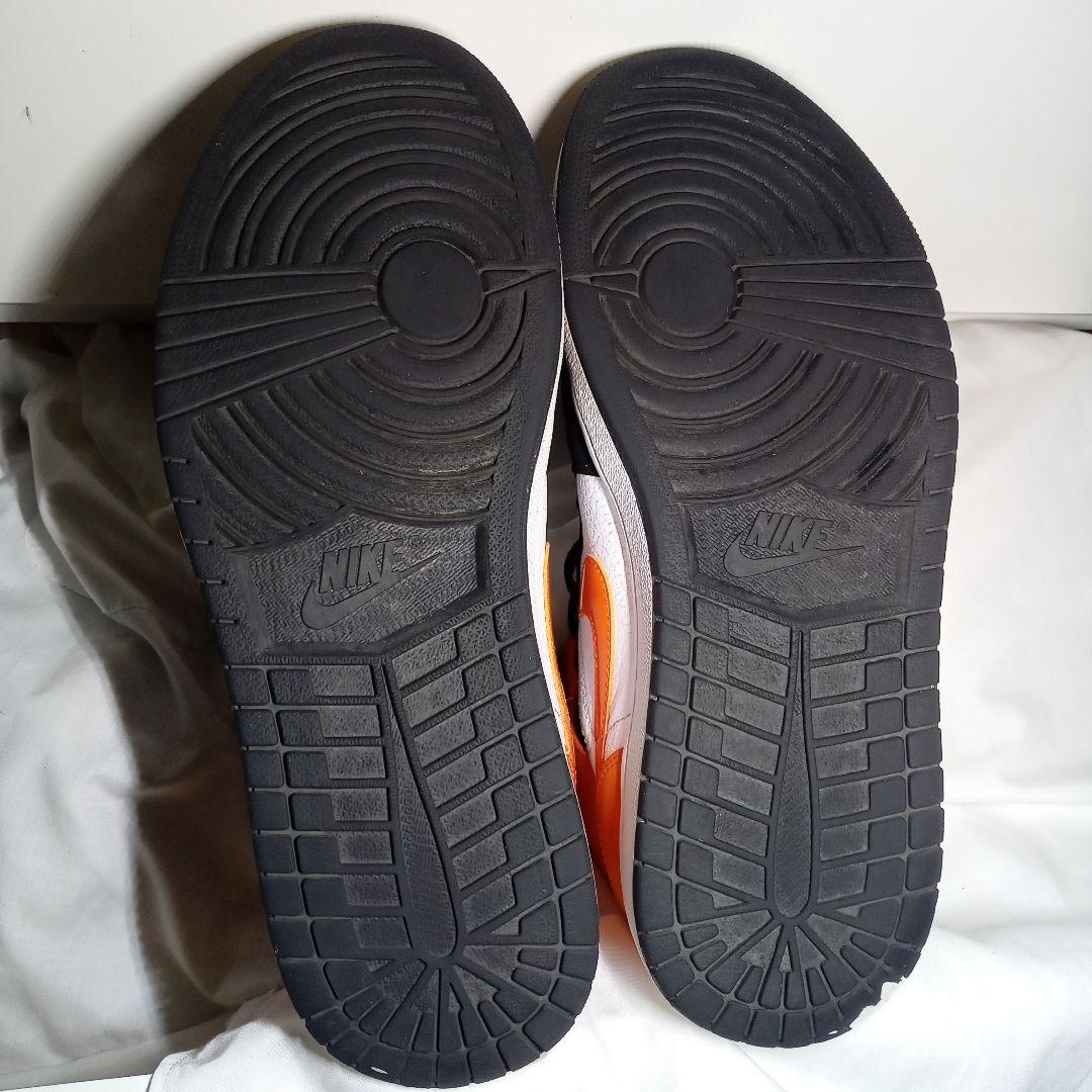 NIKE AIR JORDAN1 オレンジ/ブラック　人気カラー