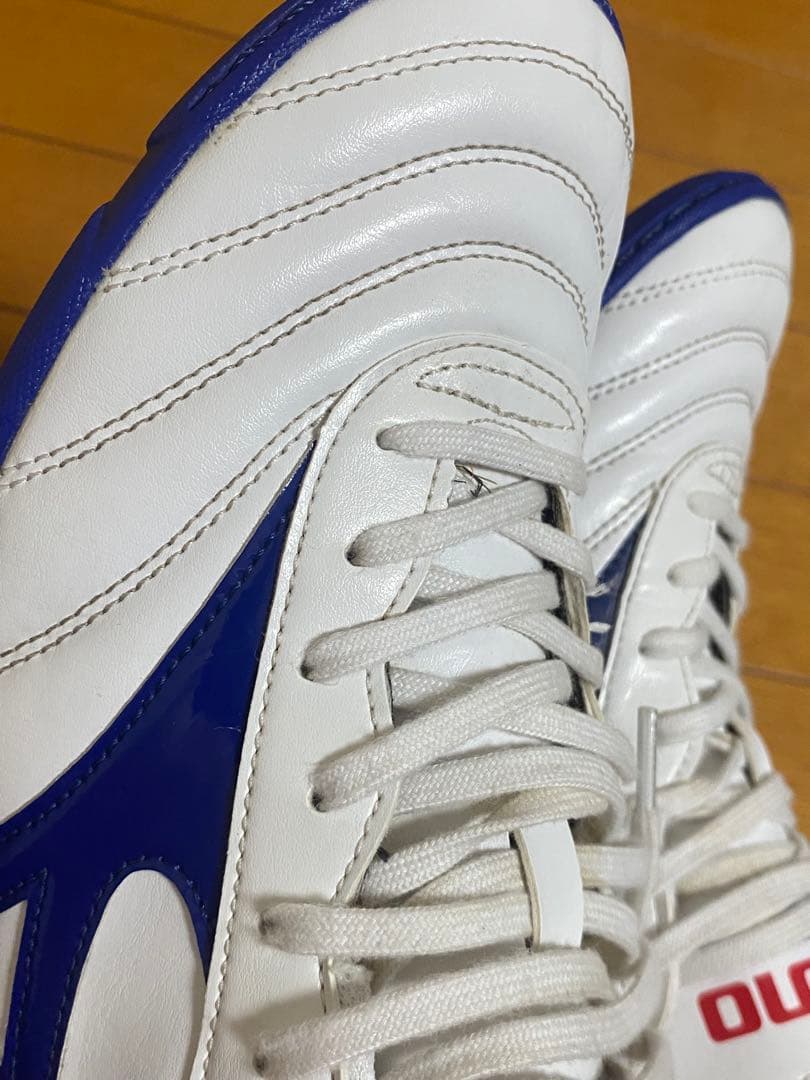サッカー　トレーニングシューズ　ミズノ　モレリア2 クラブ　as 白　青