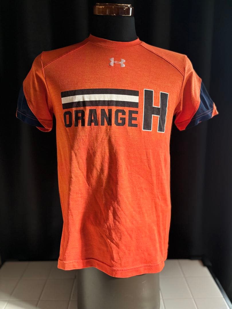 UA×法政大学“ORANGE“トレーニングシャツSMサイズ