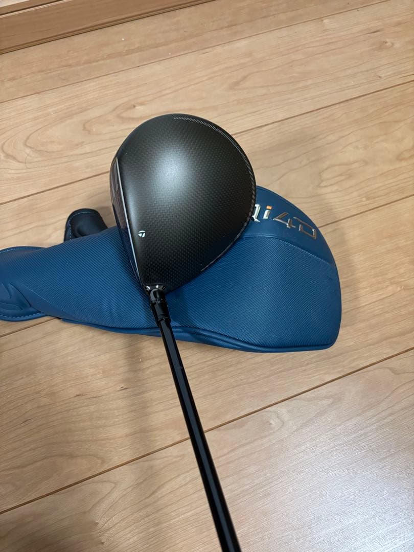 超美品★QI4D ドライバー9.0 REAXシャフトMR ハドラスコーティング付