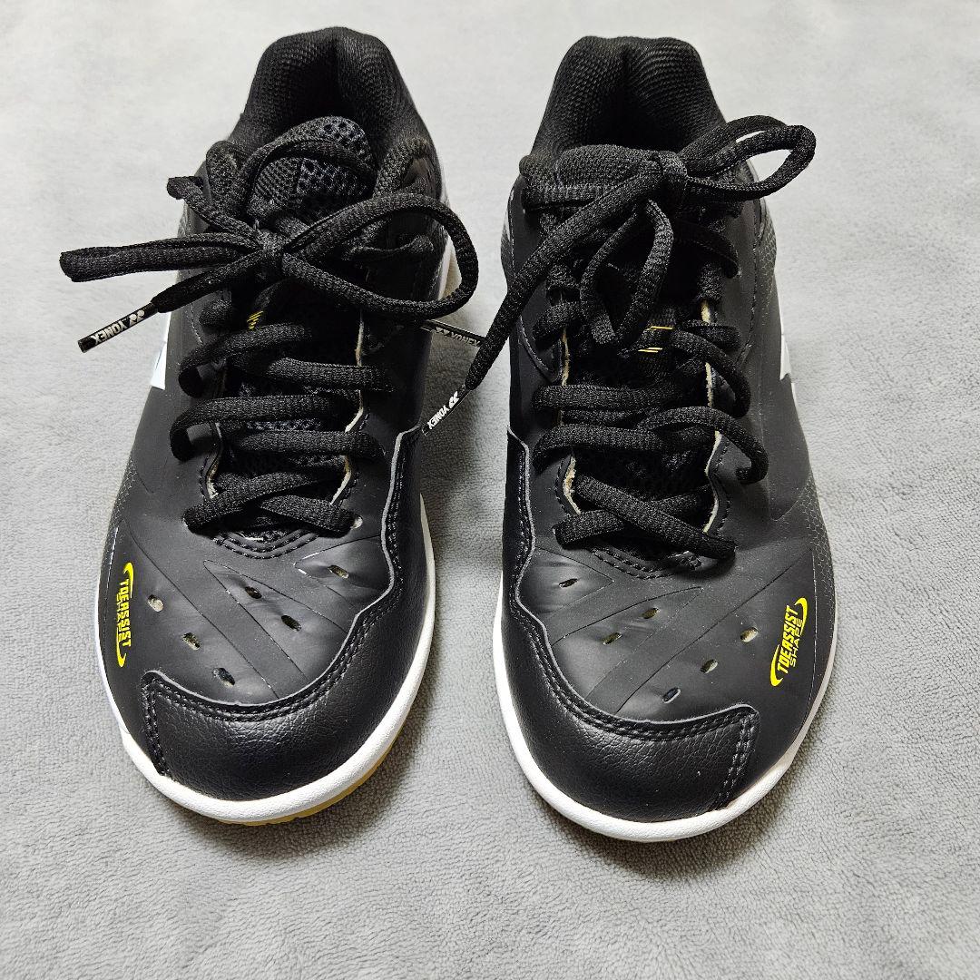 【極美品】YONEX パワークッション65 23.0cm バドミントンシューズ