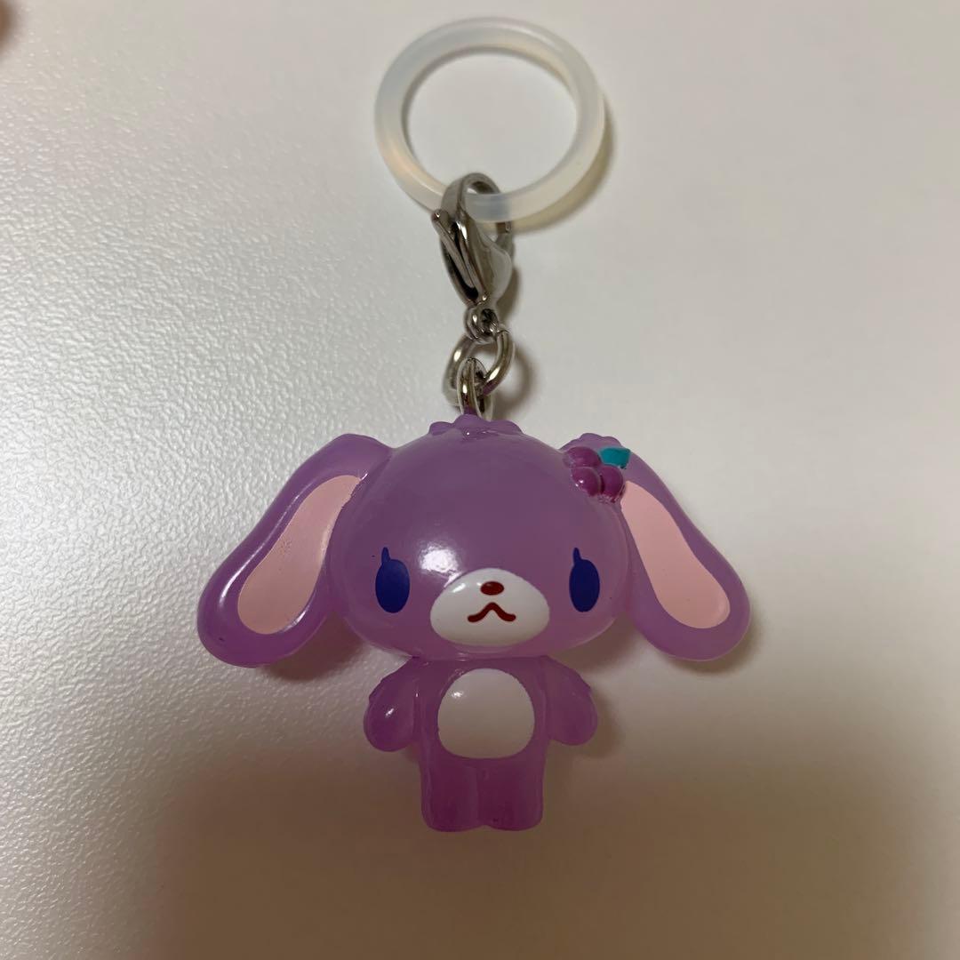 シュガーバニーズ　めじるしアクセサリー　ももうさ　くろうさ　しろうさ