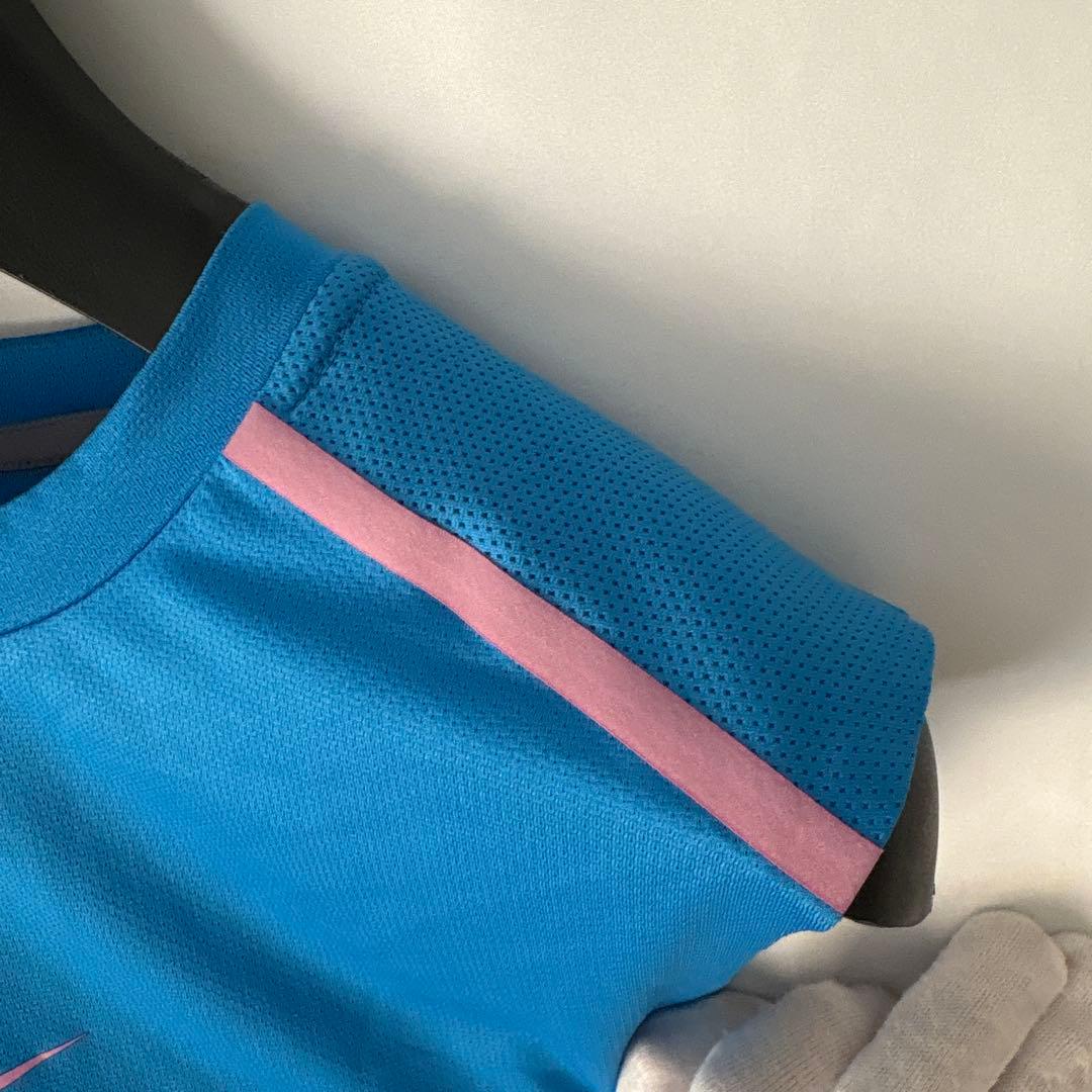 NIKEナダルモデルテニスウェア