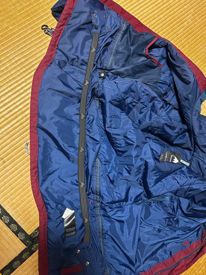 Burton バートン　スノーボードウェア　LIVINGLINING®