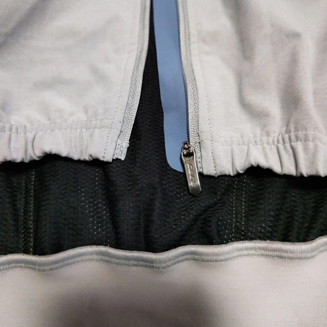 美品　Q36.5 サイクルジャージ　ブラック/グレーXS