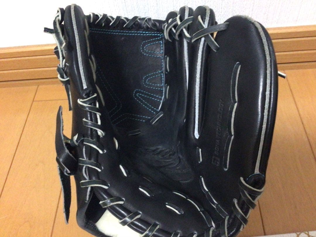 Mizuno Pro 軟式グローブ 黒
