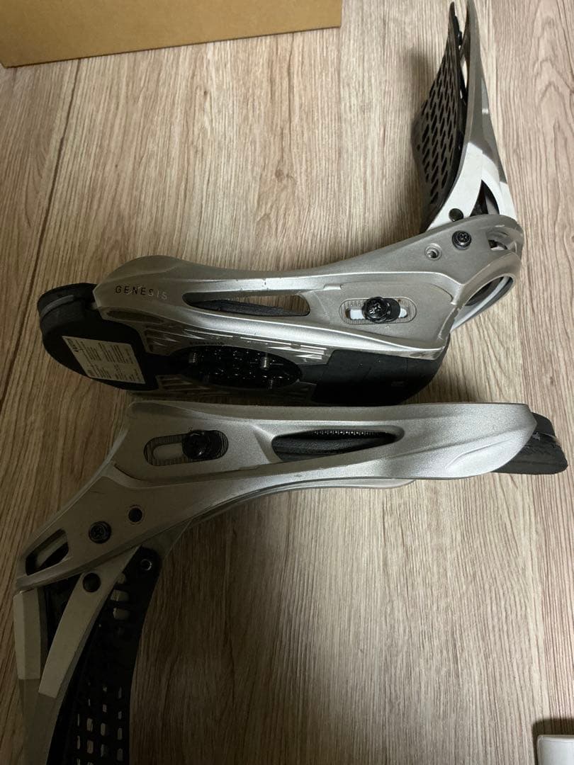 BURTON Genesis re:flex ビンディング　M ベース