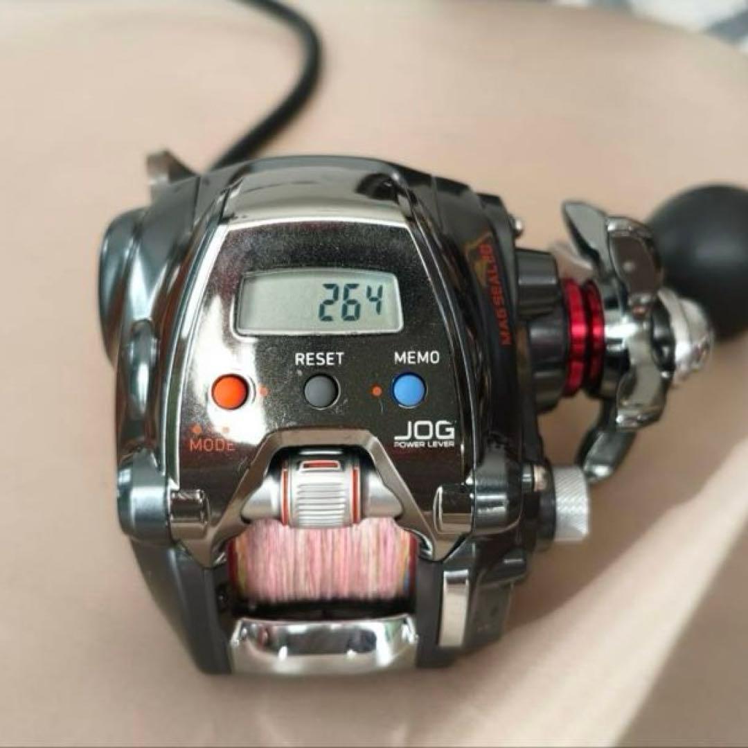 【美品】DAIWA SEABORG 200J 電動リール