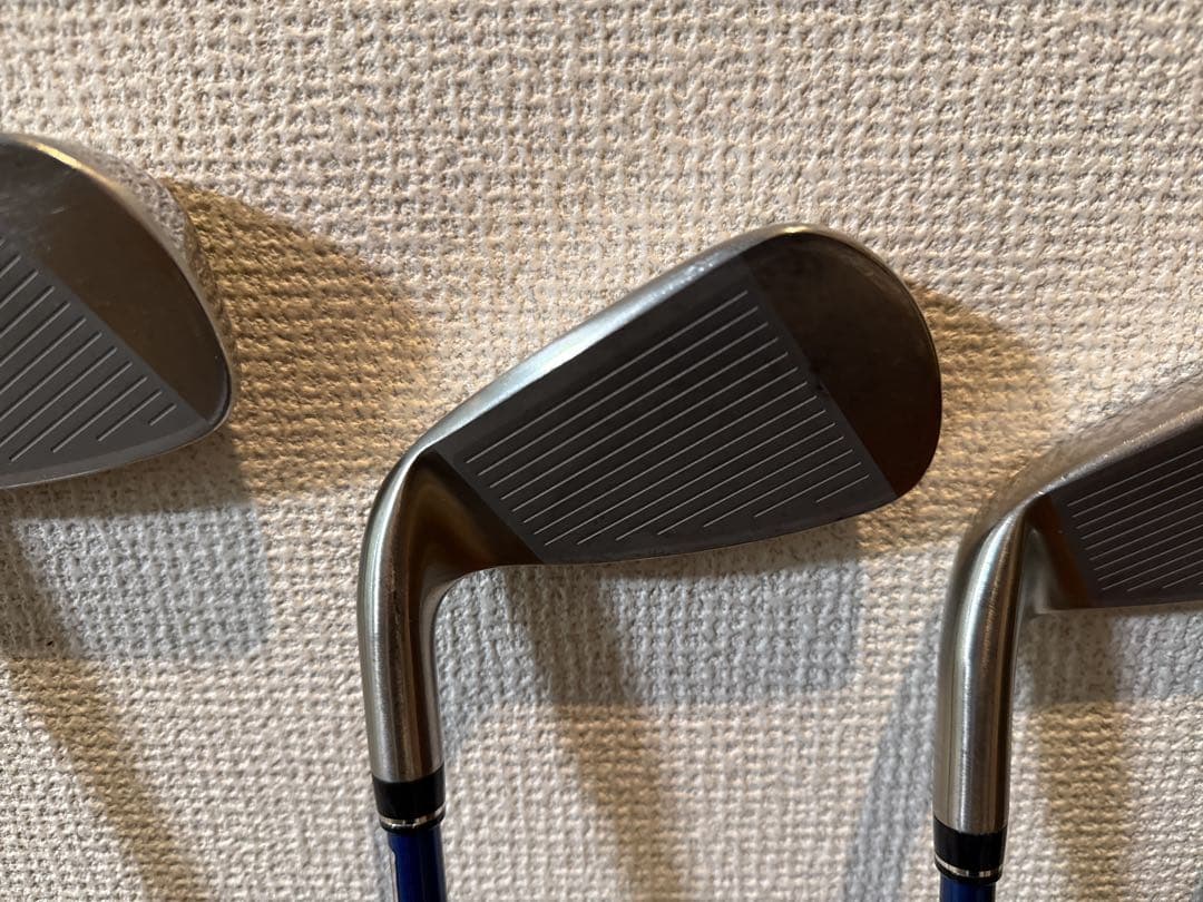 【美品】ゼクシオ13 アイアン　純正SRシャフト 6本セット 5番〜PW