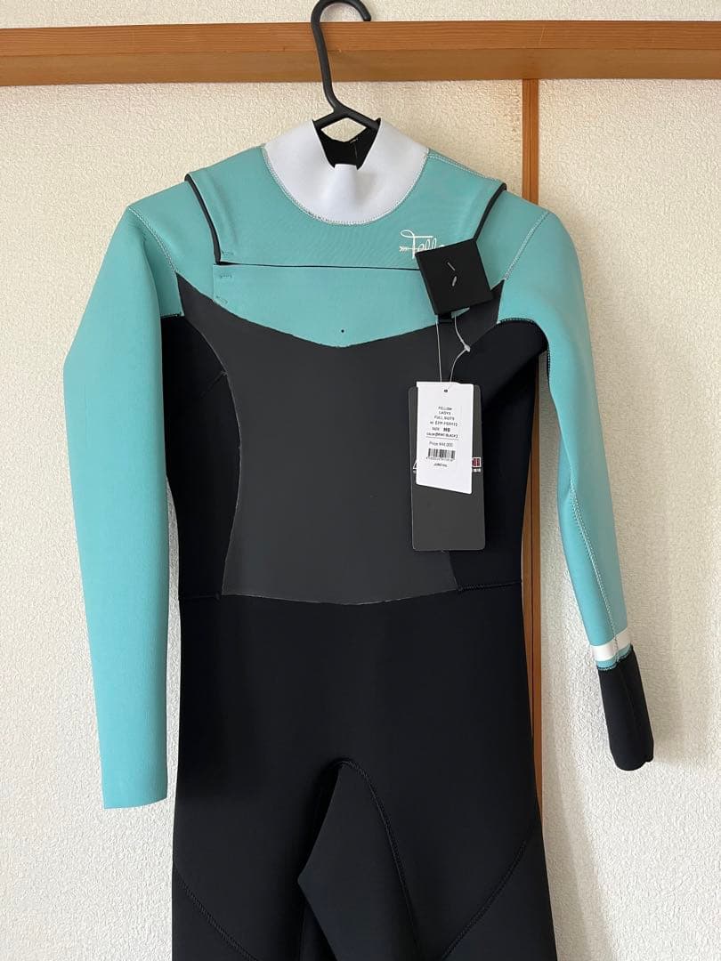 さらに！値下げしました！fellowレディースウェットスーツ