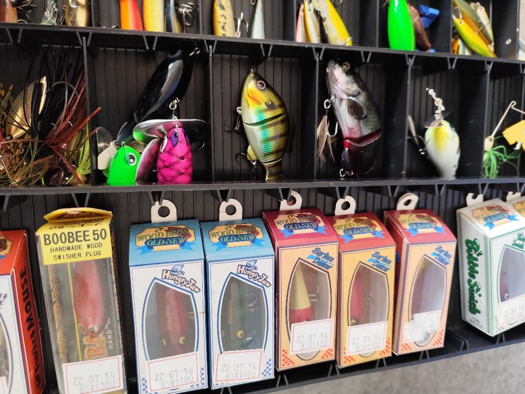 【中古・未使用】 オールドルアー等100個以上まとめ売り