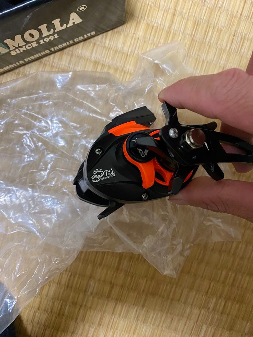 SAMOLLA カウンター付き 両軸リール　右ハンドです