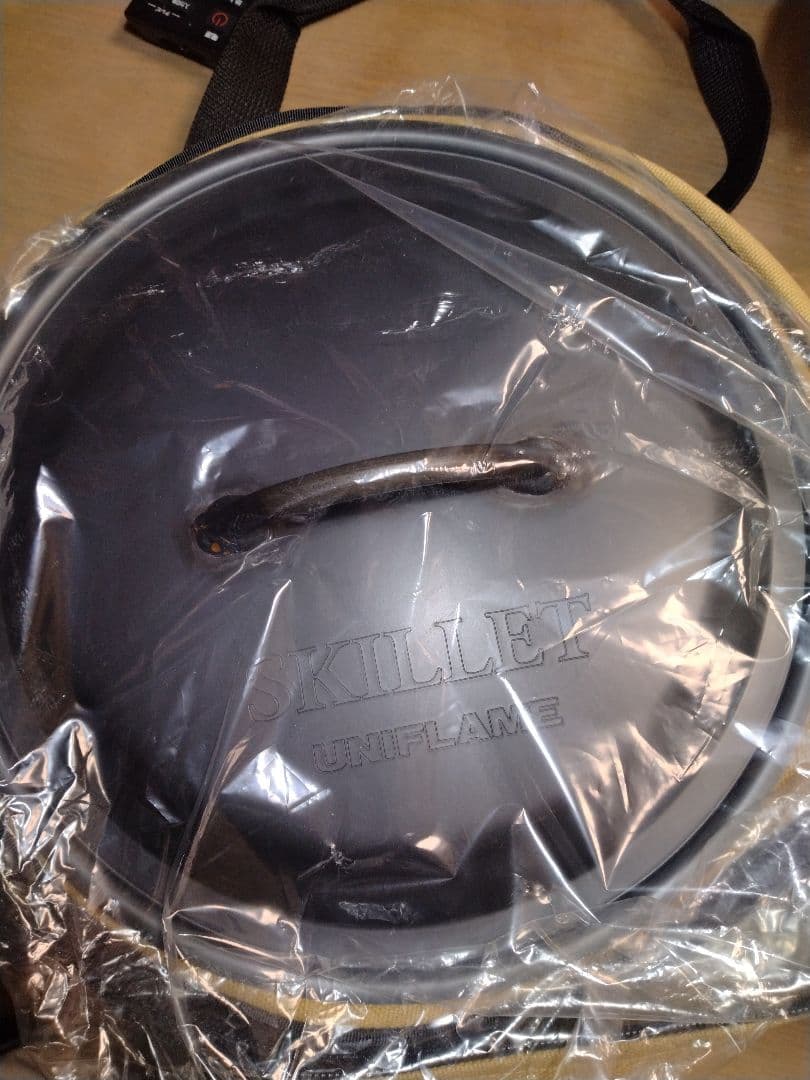 新古品　未使用　UNIFLAME スキレット10インチ　収納ケース