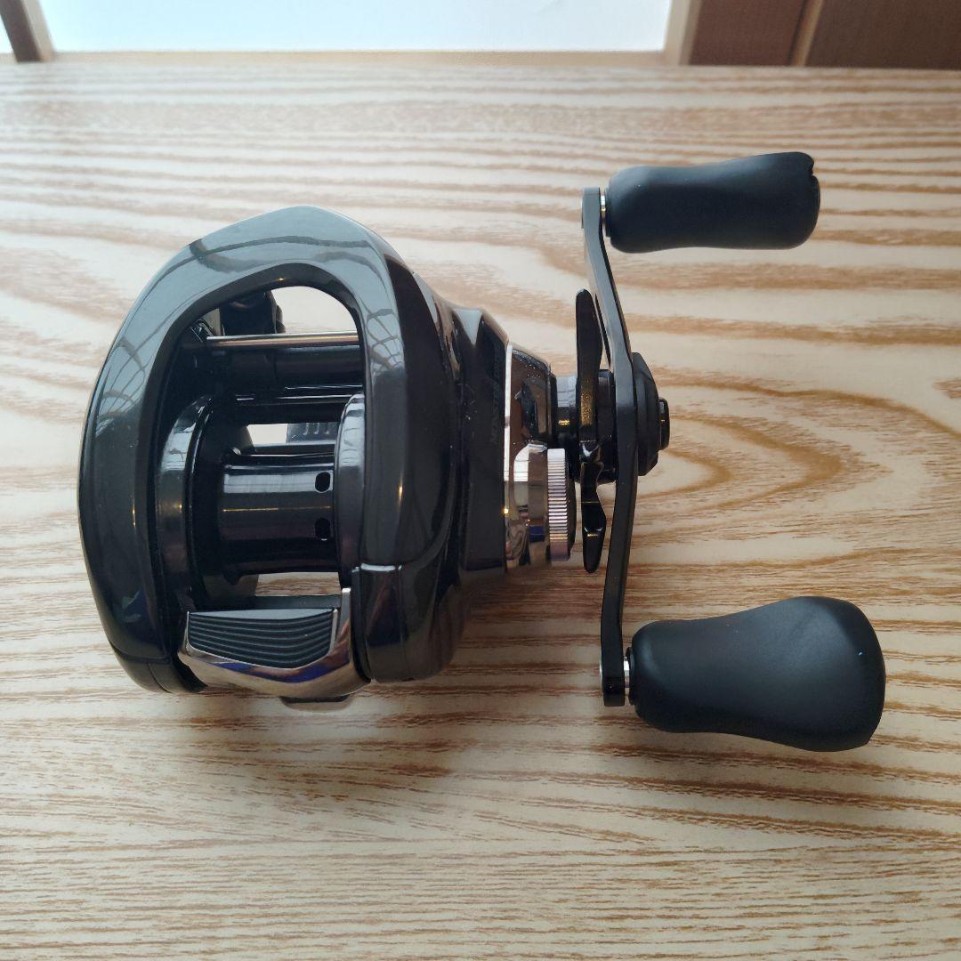 SHIMANO ANTARES DC MD XG ベイトリール(右)