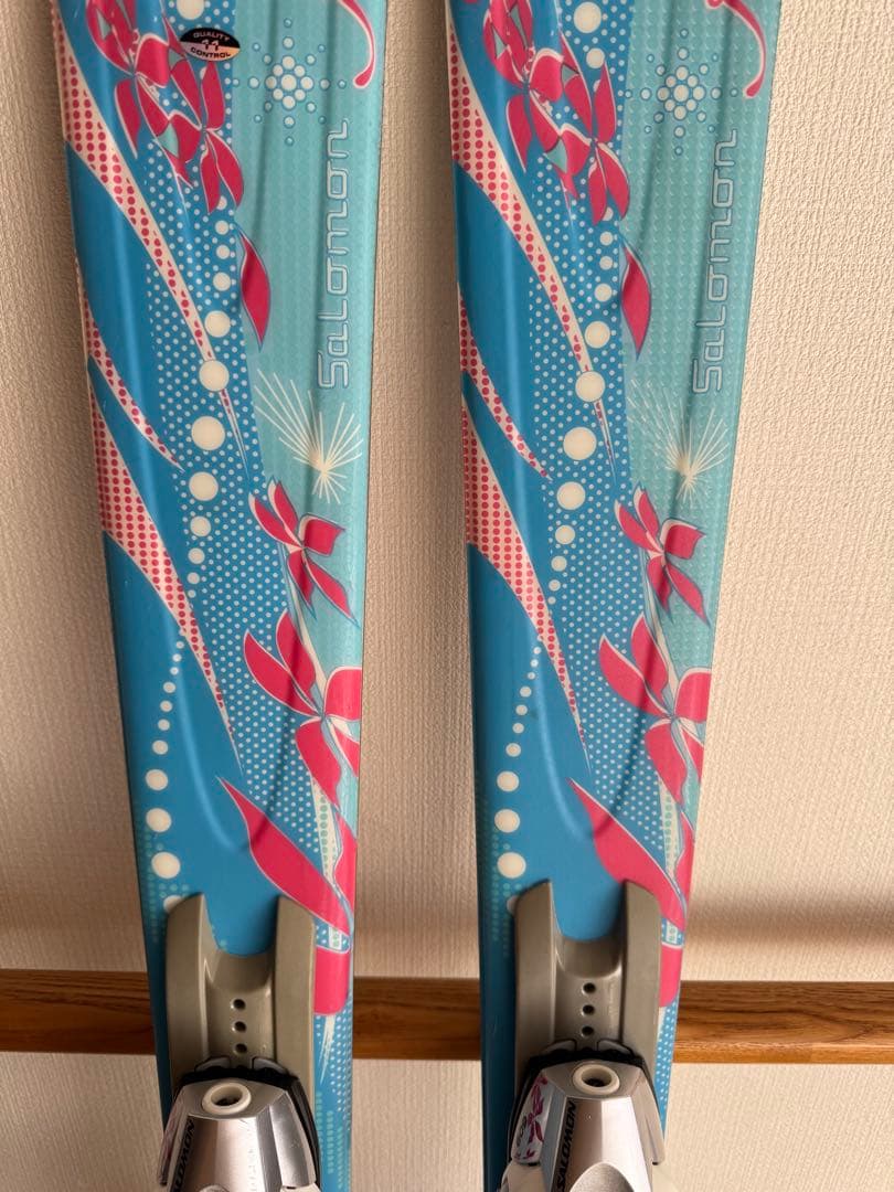 レディーススキー板Salomon Arc en Ciel