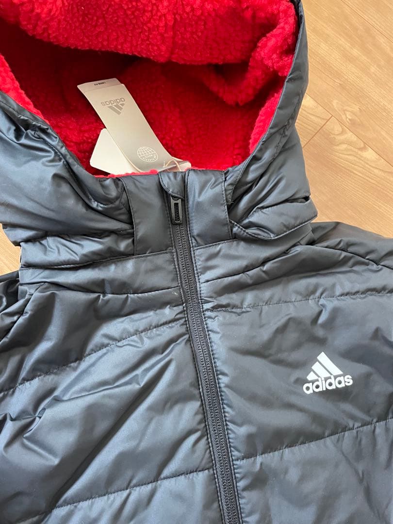 新品未使用　adidas アディダス　ベンチコート　ブラック　タグ付　160
