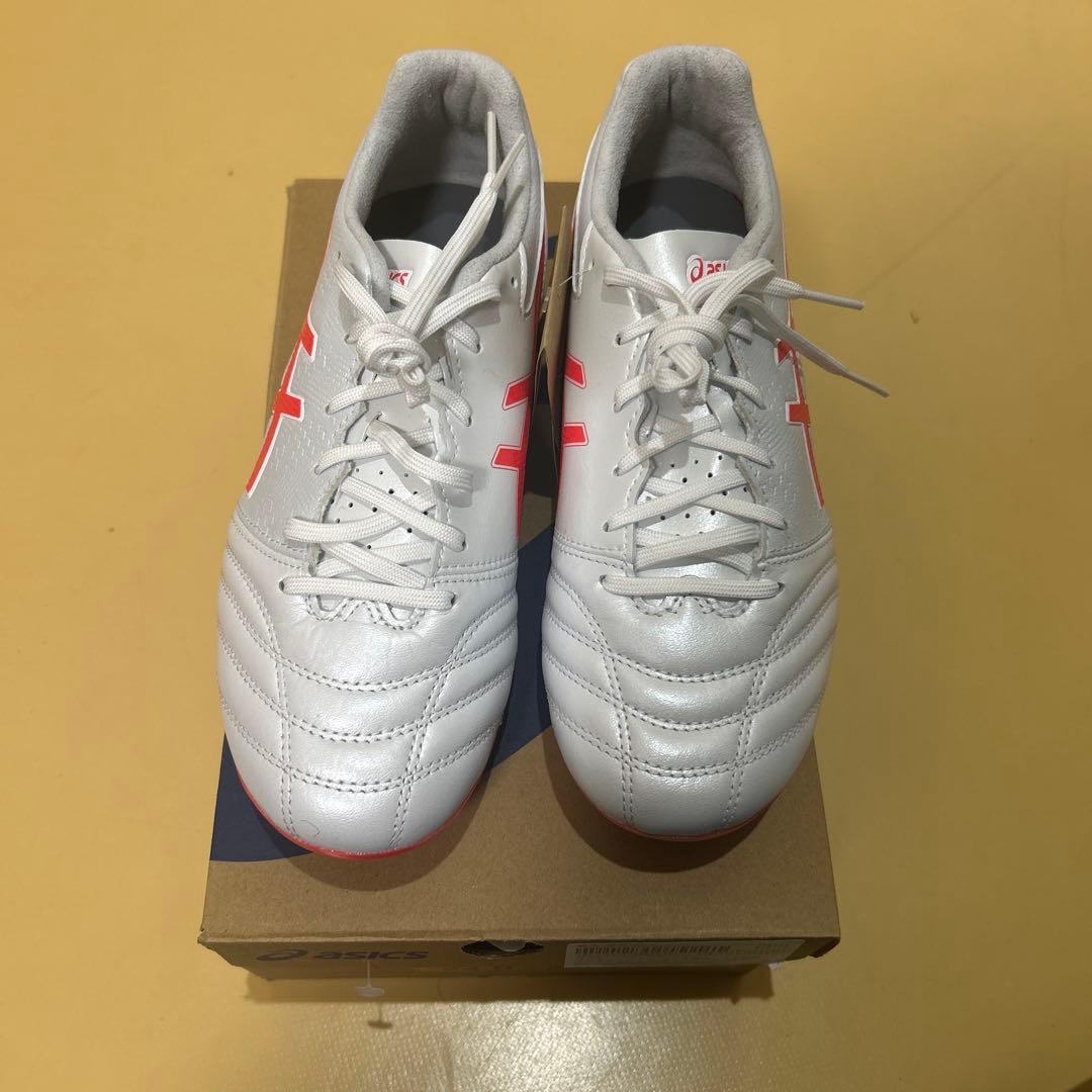 asics DS LIGHT 未使用 タグあり 箱あり サッカースパイク