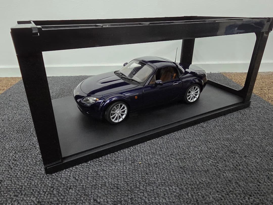 AUTOart 1/18 ロードスター ダークブルー